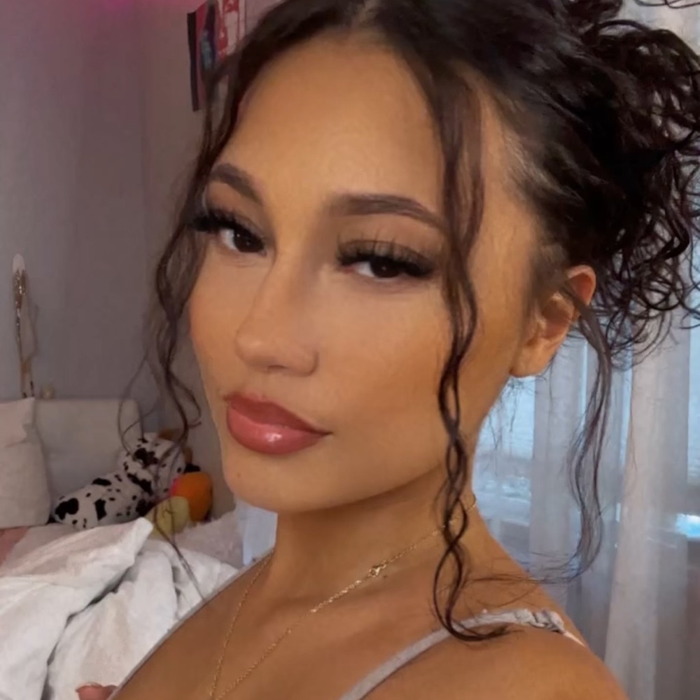 Meet your Posher, Leilana